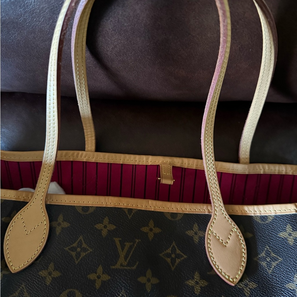 Louis Vuitton Neverfull GM with rose lining - Picture 7 of 15